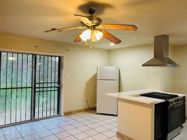 7619 Vernwood Street, Houston, TX 77040