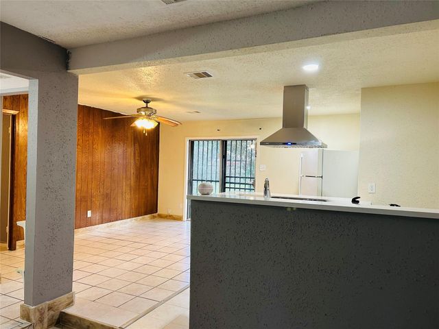 7619 Vernwood Street, Houston, TX 77040