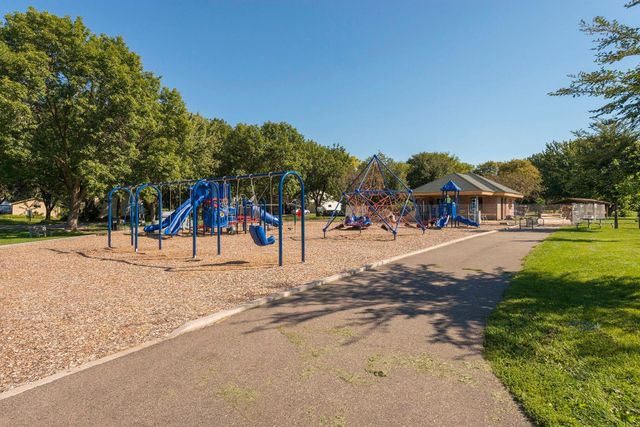 911 7th Street S 3, Hopkins, MN 55343
