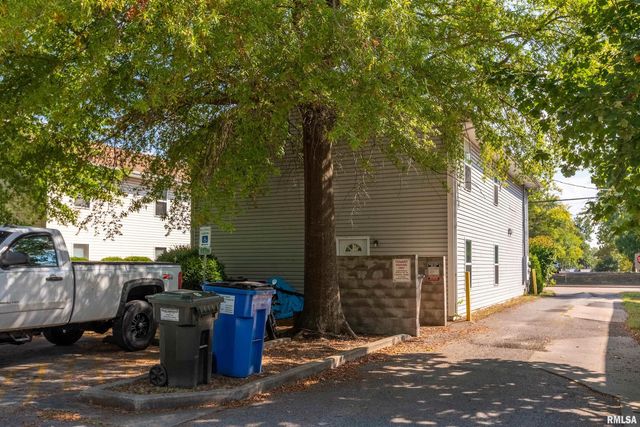 902 W Mill Street 904 906 908, Carbondale, IL 62901