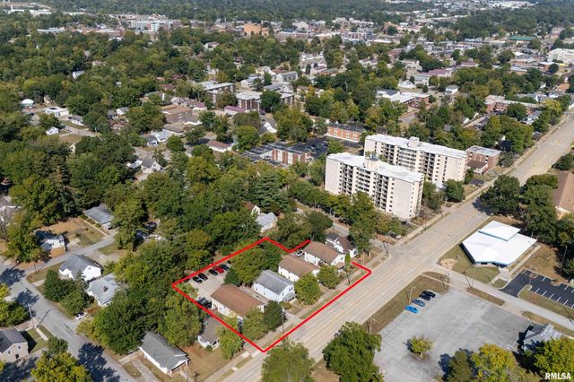 902 W Mill Street 904 906 908, Carbondale, IL 62901