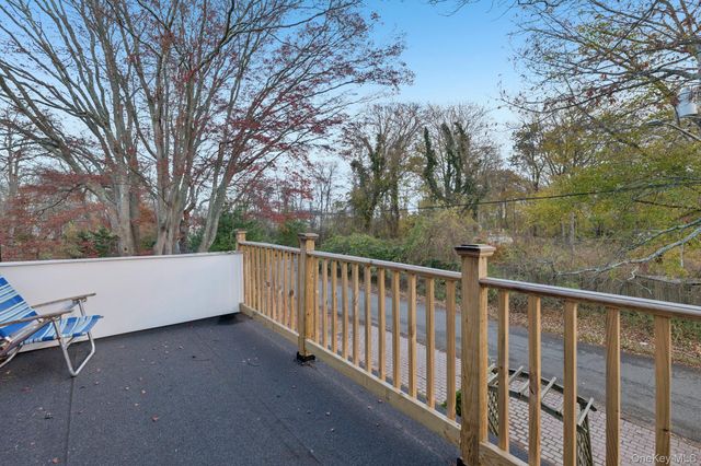 83 Elm Road E, Mastic Beach, NY 11951