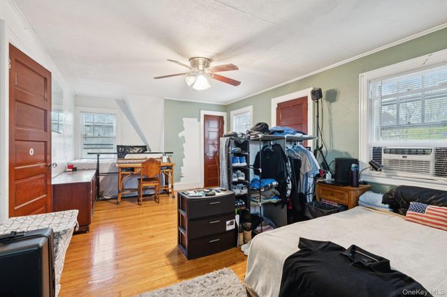 83 Elm Road E, Mastic Beach, NY 11951