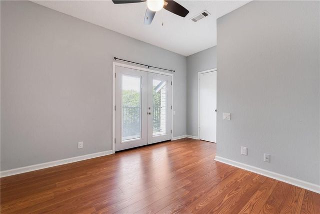 802 S 1st ST 219, Austin, TX 78704