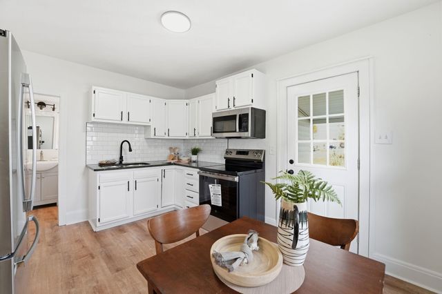 132 Cambria Street, Newark, OH 43055