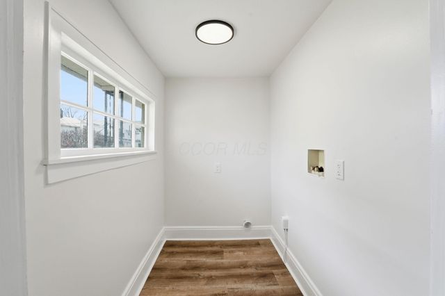 132 Cambria Street, Newark, OH 43055