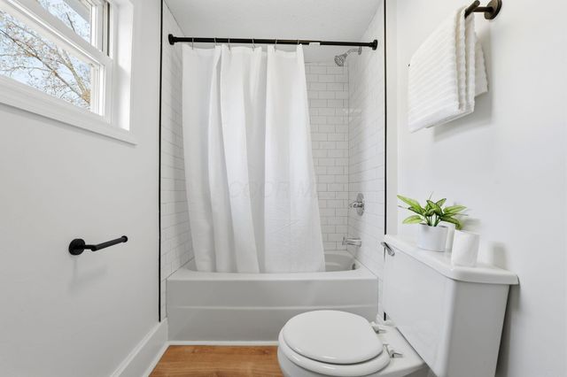 132 Cambria Street, Newark, OH 43055