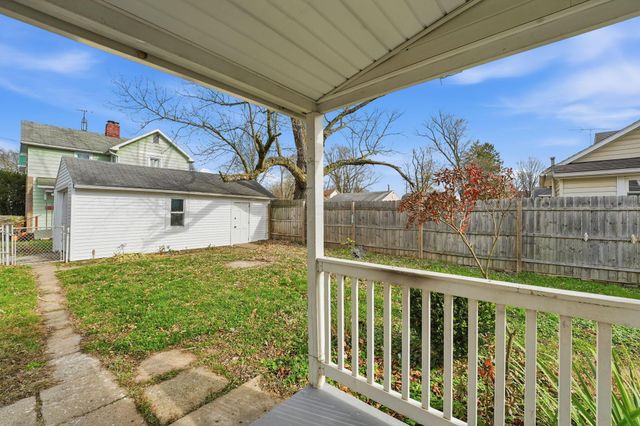 132 Cambria Street, Newark, OH 43055