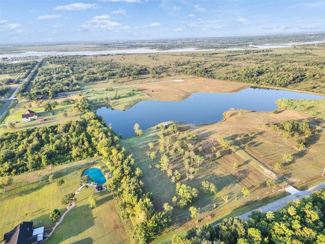 TBD Avenue T, Dickinson, TX 77539