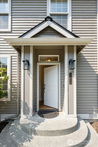21810 57th Avenue SE, Woodinville, WA 98072