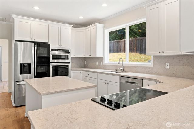 21810 57th Avenue SE, Woodinville, WA 98072