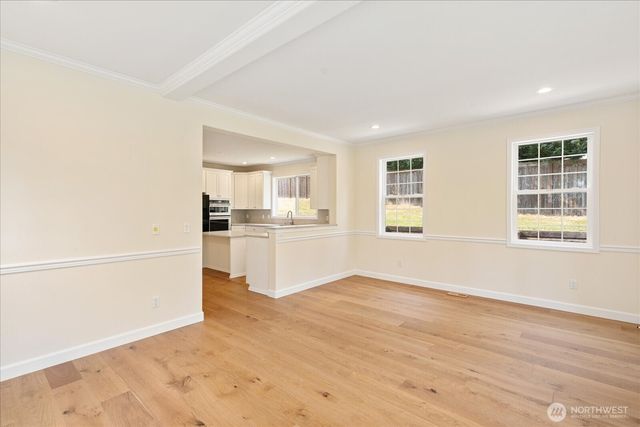 21810 57th Avenue SE, Woodinville, WA 98072