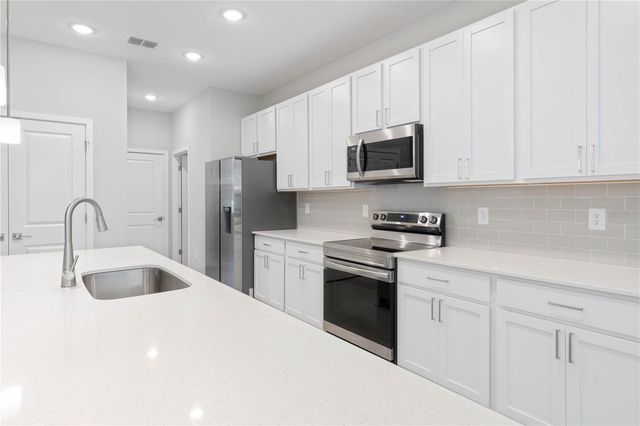 3518 NW 44TH PLACE, Cape Coral, FL 33993