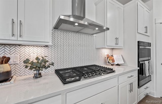 3001 Sheffield Circle, Clarkston, MI 48346