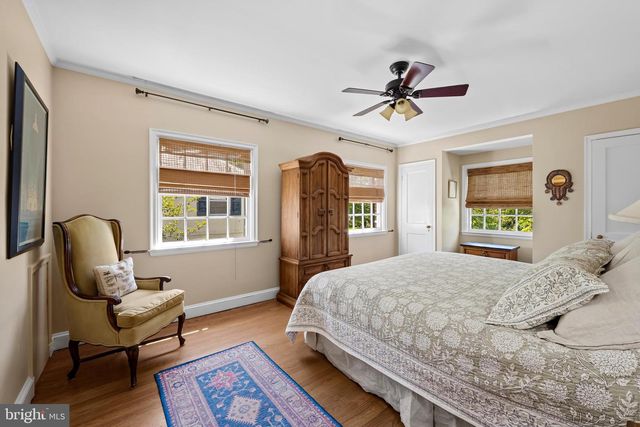 330 BROADMOOR RD, Baltimore, MD 21212