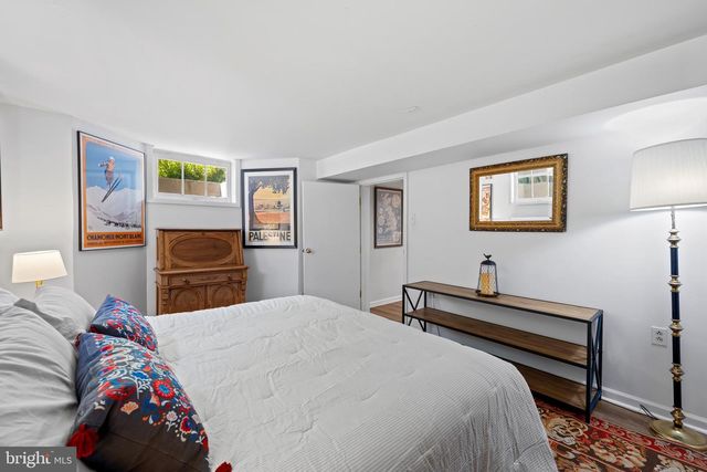 330 BROADMOOR RD, Baltimore, MD 21212