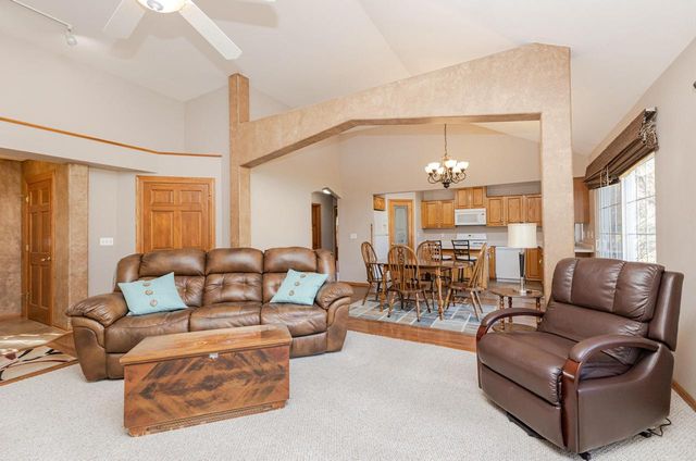 W220N7288 Coventry Meadows COURT, Lisbon, WI 53089