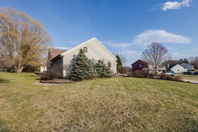 W220N7288 Coventry Meadows COURT, Lisbon, WI 53089