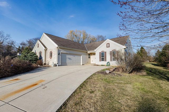 W220N7288 Coventry Meadows COURT, Lisbon, WI 53089