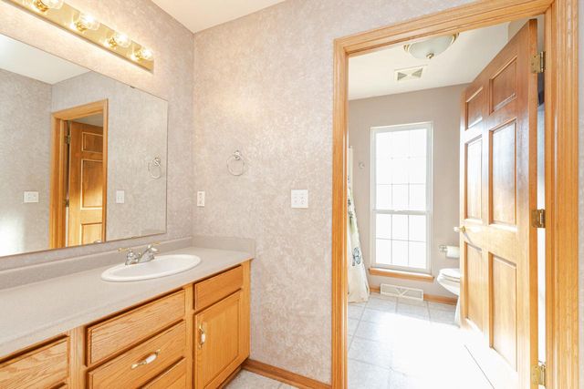 W220N7288 Coventry Meadows COURT, Lisbon, WI 53089