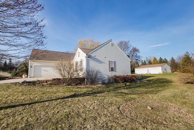 W220N7288 Coventry Meadows COURT, Lisbon, WI 53089
