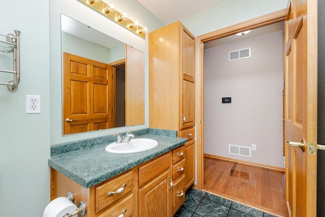 W220N7288 Coventry Meadows COURT, Lisbon, WI 53089