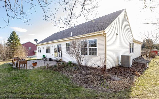 W220N7288 Coventry Meadows COURT, Lisbon, WI 53089