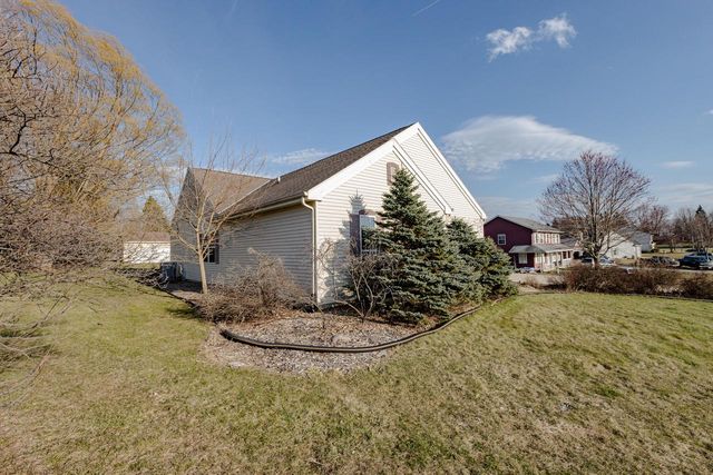 W220N7288 Coventry Meadows COURT, Lisbon, WI 53089