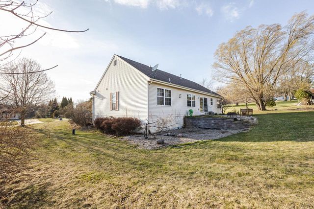 W220N7288 Coventry Meadows COURT, Lisbon, WI 53089