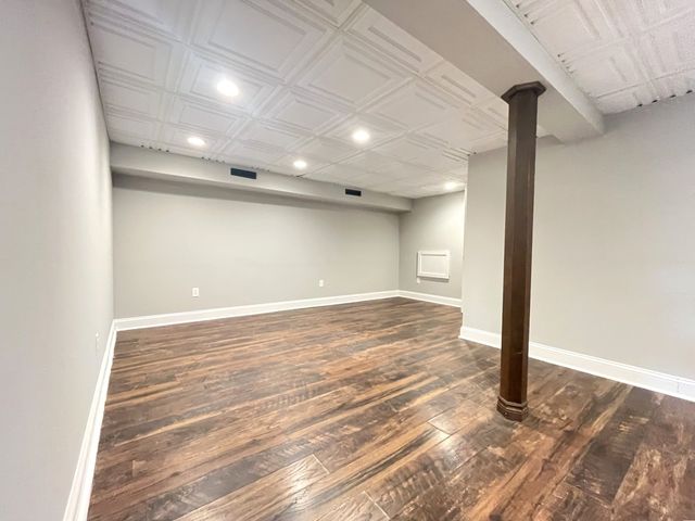 1606 N Poplar Avenue N, Round Lake Beach, IL 60073