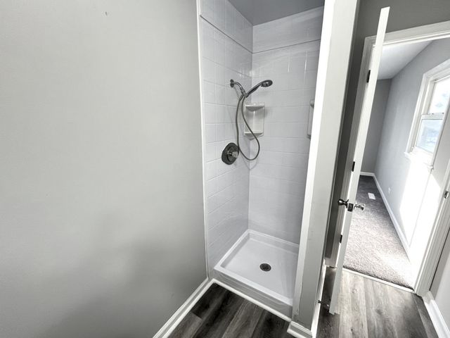 1606 N Poplar Avenue N, Round Lake Beach, IL 60073