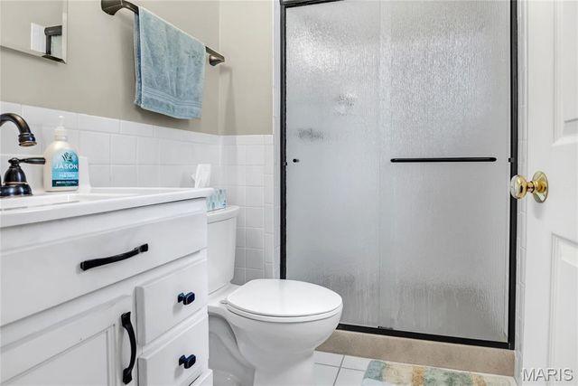 6205 Brogan Dale Circle, St Louis, MO 63128