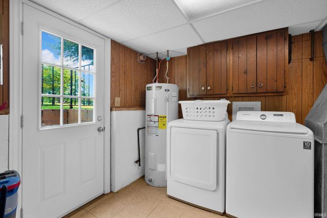 2210 E Boonville New Harmony Road, Evansville, IN 47725