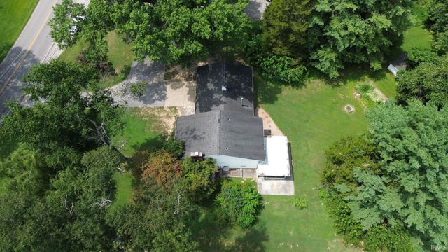 2210 E Boonville New Harmony Road, Evansville, IN 47725