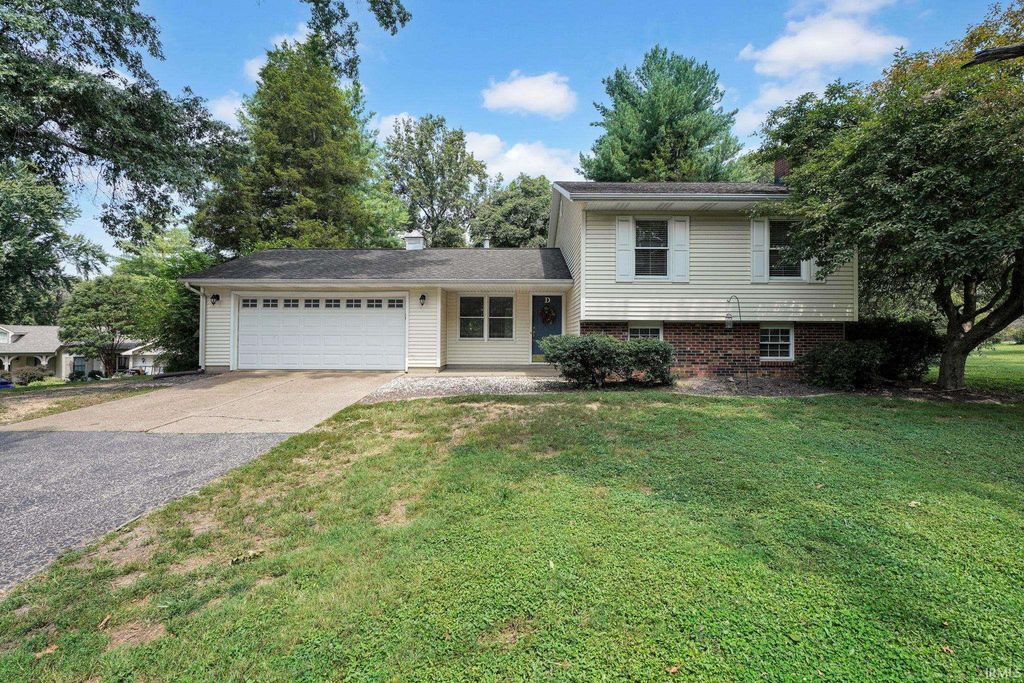 2210 E Boonville New Harmony Road, Evansville, IN 47725