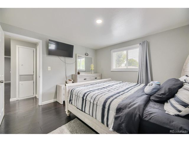 1880 S Dale Ct, Denver, CO 80219