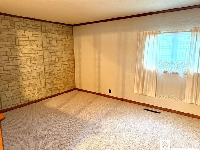 60 Cleveland Avenue, Salamanca, NY 14779