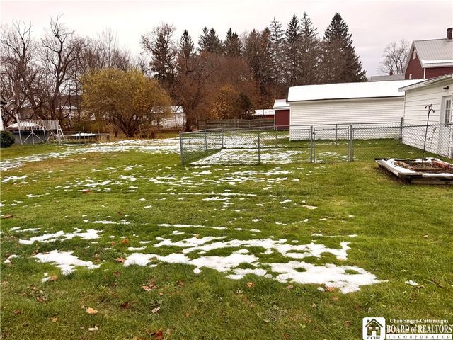 60 Cleveland Avenue, Salamanca, NY 14779