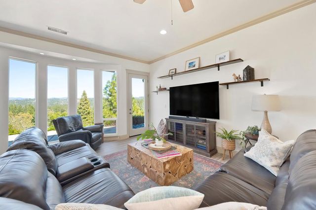 3254 Clark St, Placerville, CA 95667