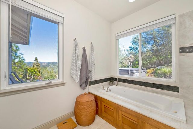 3254 Clark St, Placerville, CA 95667