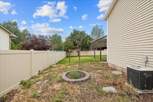 942 Adobe Drive, Billings, MT 59105