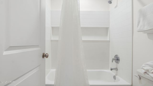 2709 Lagoon Manor Drive, Panama City, FL 32408