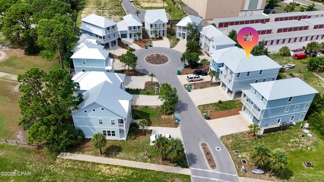 2709 Lagoon Manor Drive, Panama City, FL 32408