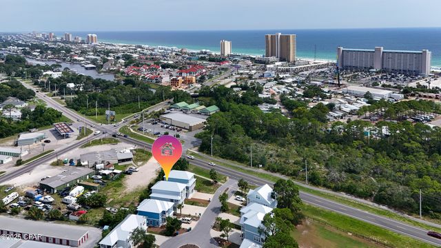 2709 Lagoon Manor Drive, Panama City, FL 32408