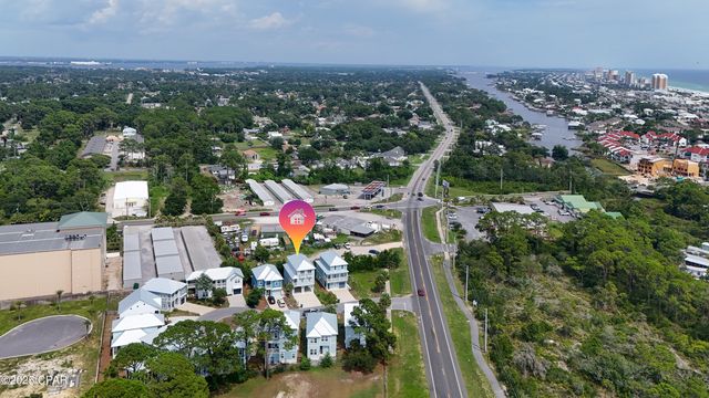 2709 Lagoon Manor Drive, Panama City, FL 32408
