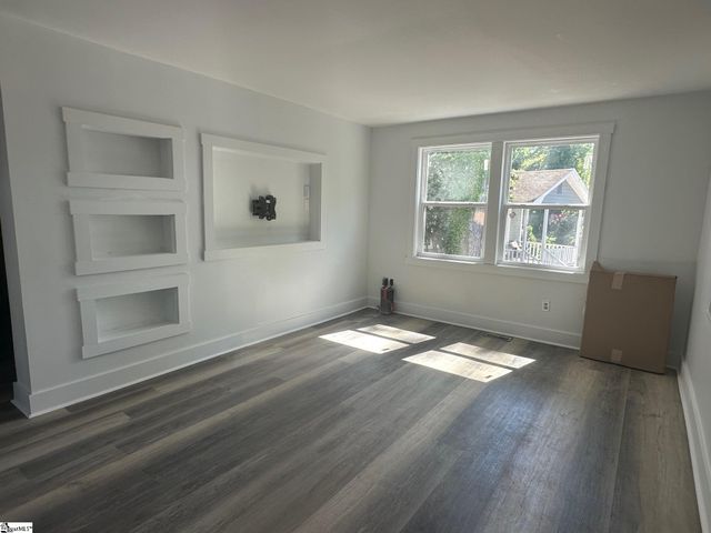 189 Converse Circle, Spartanburg, SC 29302