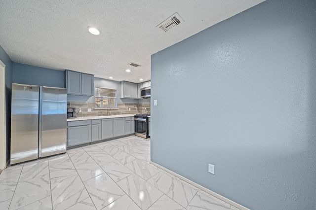 13911 Clear Forest Drive, Sugar Land, TX 77498