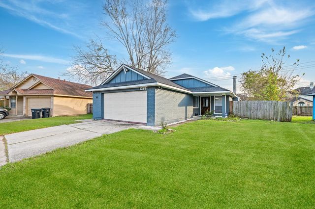 13911 Clear Forest Drive, Sugar Land, TX 77498