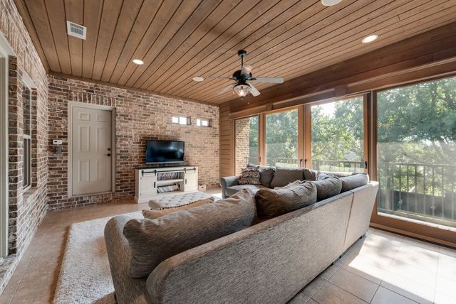 6804 Whittier Lane, Colleyville, TX 76034