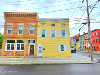68 Bassett Street, Albany, NY 12202